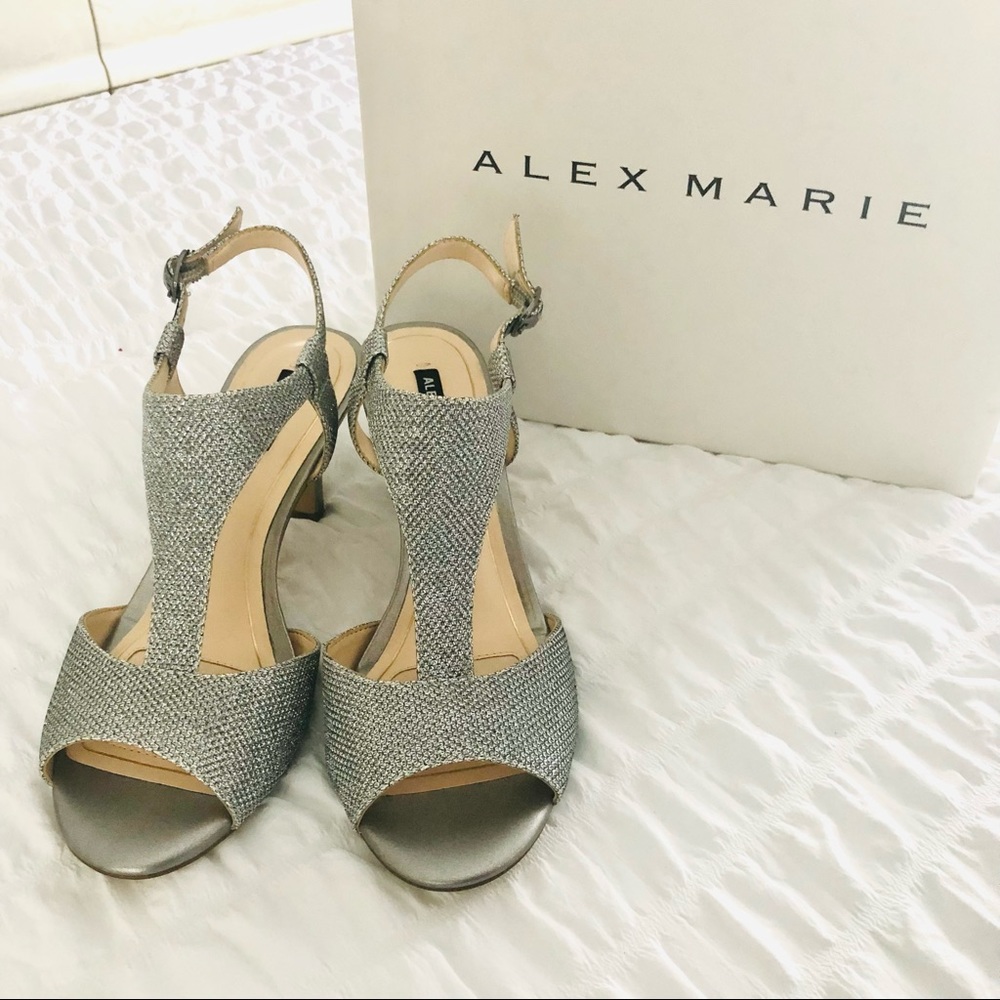 Alex Marie Ceylon Giaddah, 1 1/2 inch heel shoe.